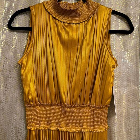 Nanette Lepore Medieval Gold Pleated High Neck Smocked Dress 2 NWT - Picture 3 of 8